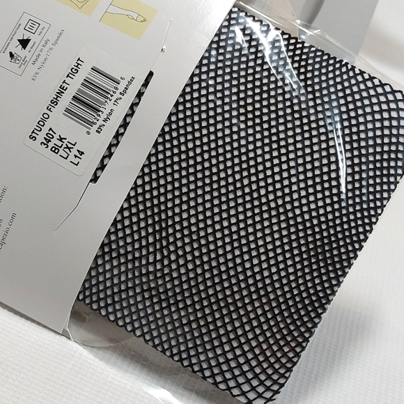 Capezio Studio Basics Footed Fishnet Tight #3407 - Picture 5 of 5